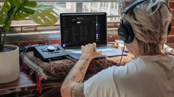 Guía Completa para Lanzamientos Musicales de Artistas Independientes